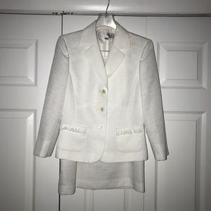 NWOT Elie Tahari Skirt Suit